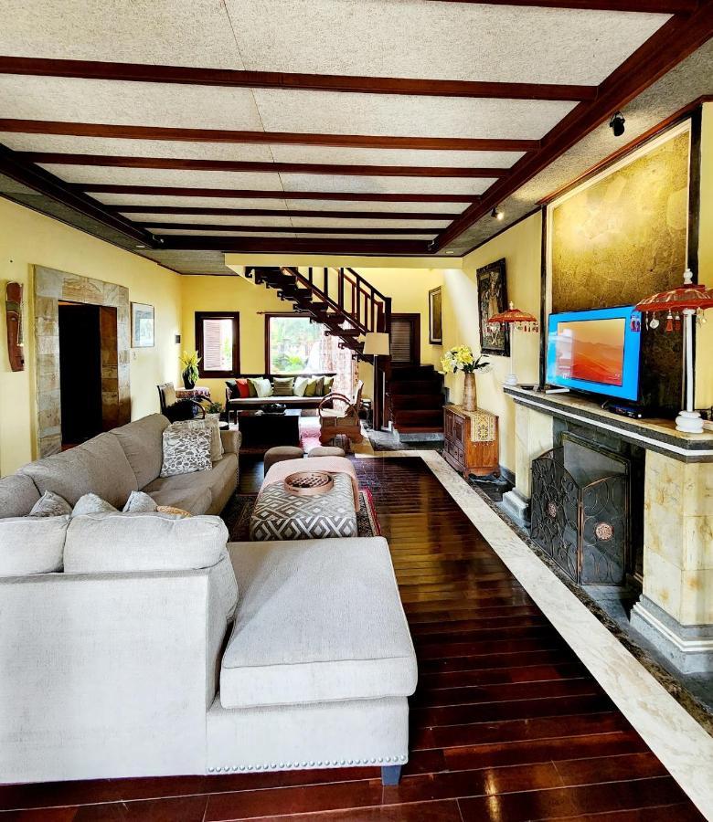 Balinese Villa In Berastagi Eksteriør bilde