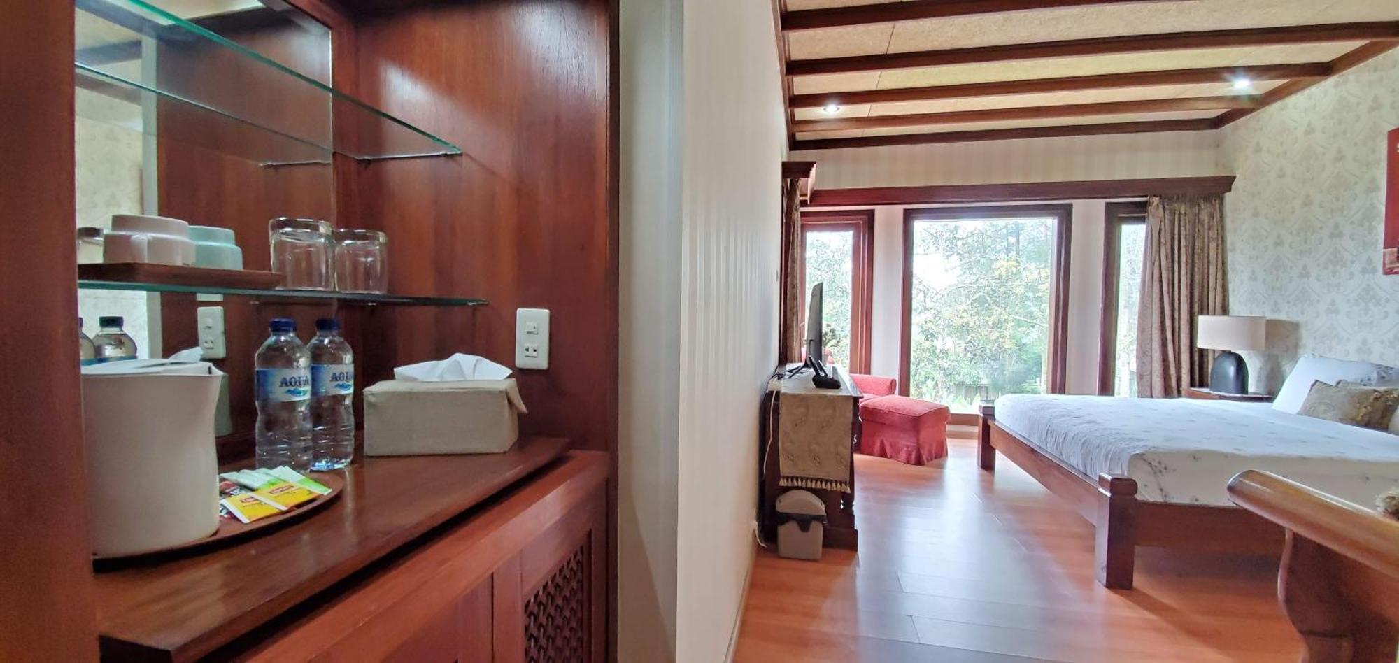 Balinese Villa In Berastagi Eksteriør bilde